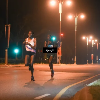 Runner Photo 8391653