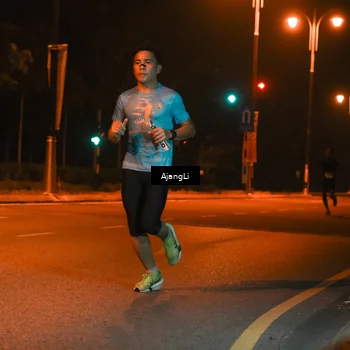 Runner Photo 8391717