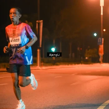 Runner Photo 8391721