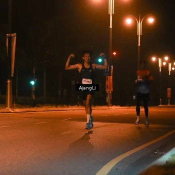 Runner Photo 8391745