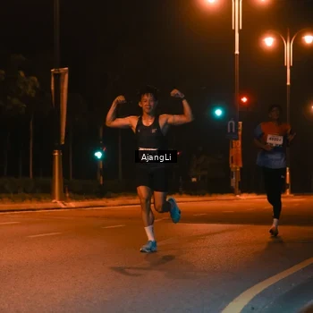 Runner Photo 8391751