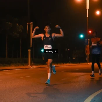 Runner Photo 8391752