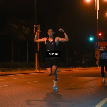 Runner Photo 8391754
