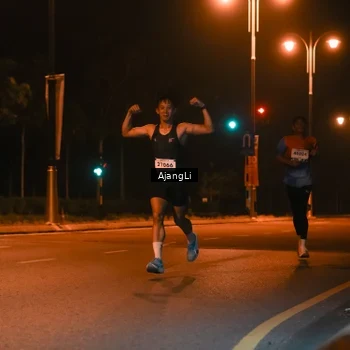 Runner Photo 8391758