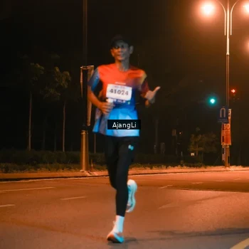 Runner Photo 8391763