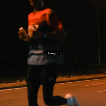 Runner Photo 8391774