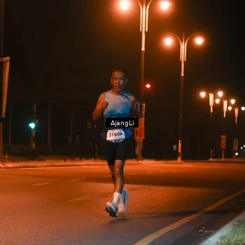 Runner Photo 8391786