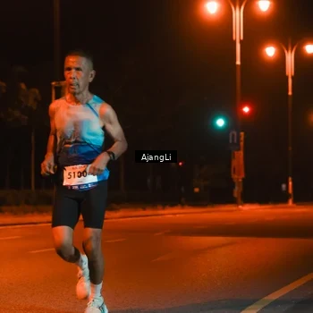 Runner Photo 8391798