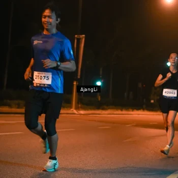 Runner Photo 8391802