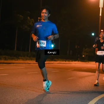 Runner Photo 8391805
