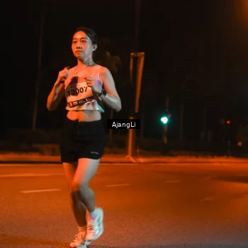 Runner Photo 8391819