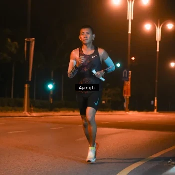 Runner Photo 8391834