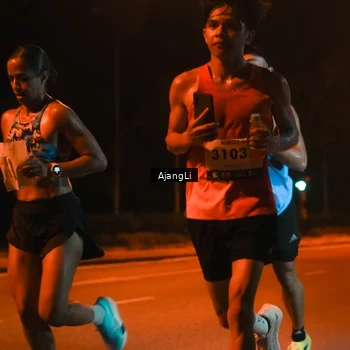 Runner Photo 8391883