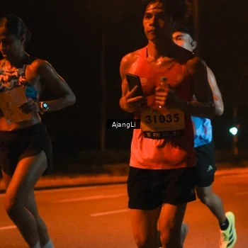 Runner Photo 8391884