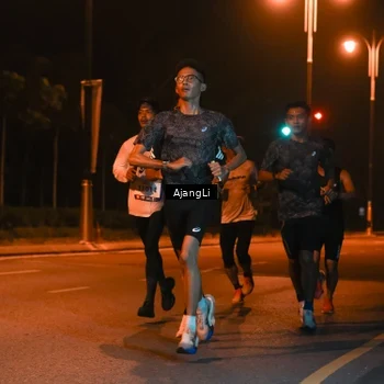 Runner Photo 8391906