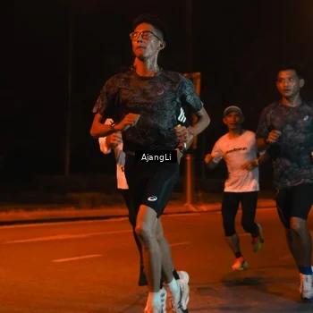 Runner Photo 8391920