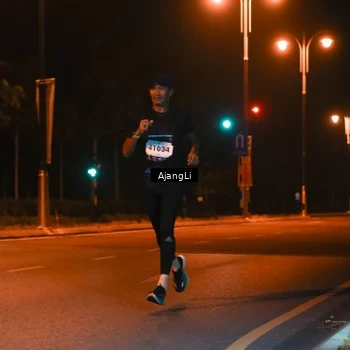 Runner Photo 8391946