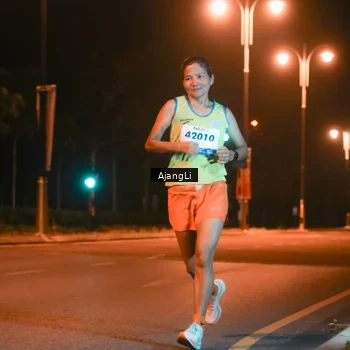 Runner Photo 8392001