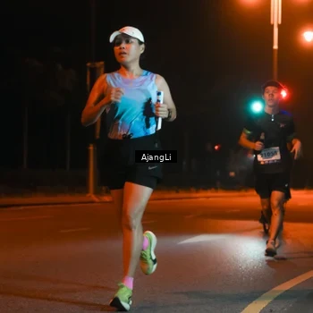Runner Photo 8392024