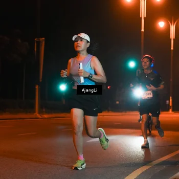 Runner Photo 8392030
