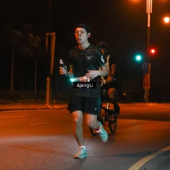 Runner Photo 8392034