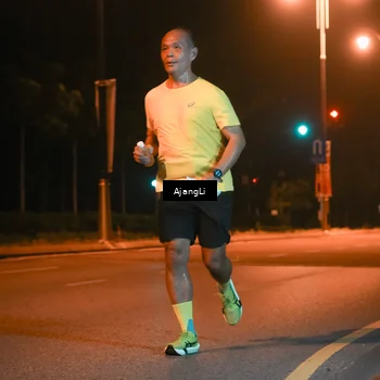 Runner Photo 8392035