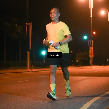 Runner Photo 8392038