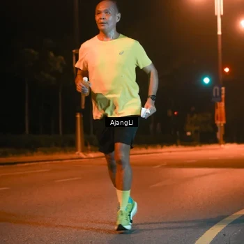 Runner Photo 8392041