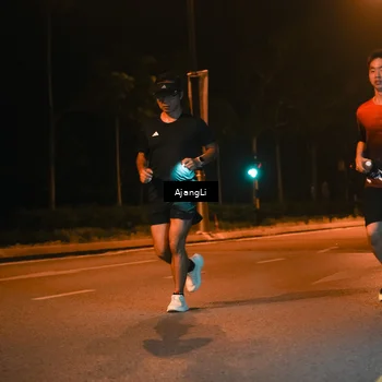 Runner Photo 8392047