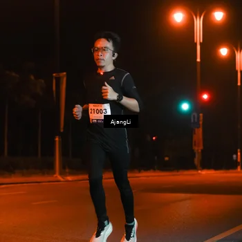 Runner Photo 8392064