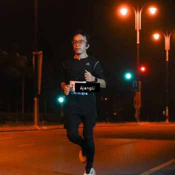 Runner Photo 8392068