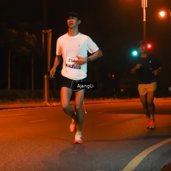 Runner Photo 8392077