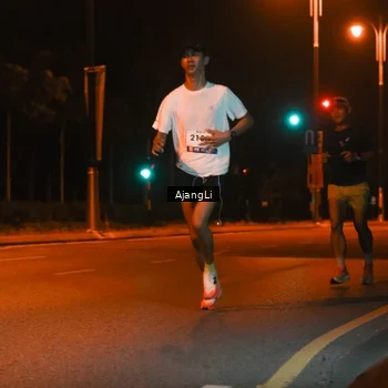 Runner Photo 8392079