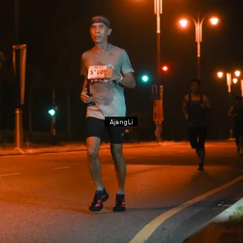 Runner Photo 8392088