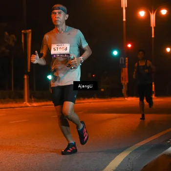 Runner Photo 8392091