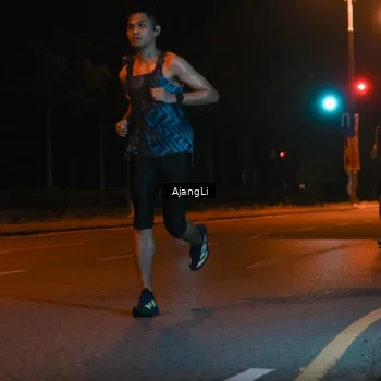 Runner Photo 8392098