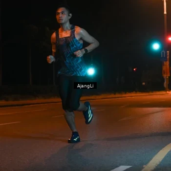 Runner Photo 8392100