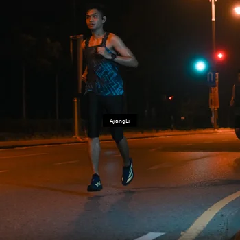 Runner Photo 8392106