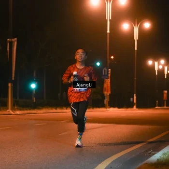 Runner Photo 8392114