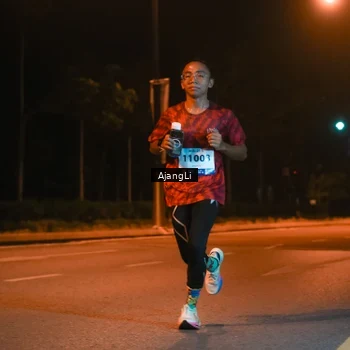 Runner Photo 8392122
