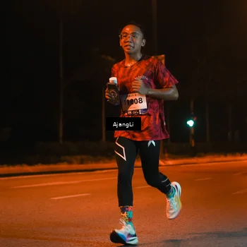 Runner Photo 8392125