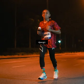 Runner Photo 8392127