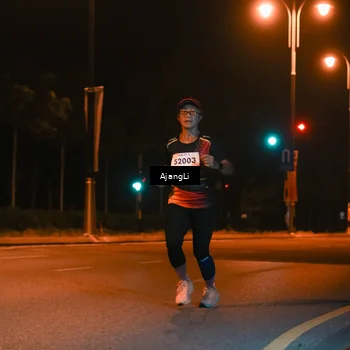 Runner Photo 8392152