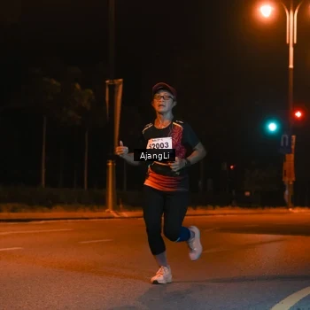 Runner Photo 8392155
