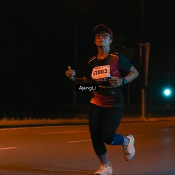 Runner Photo 8392162