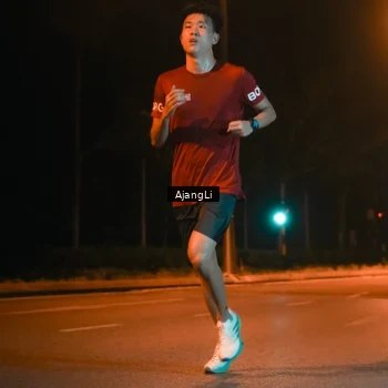 Runner Photo 8392171
