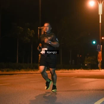 Runner Photo 8392181