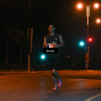 Runner Photo 8392205