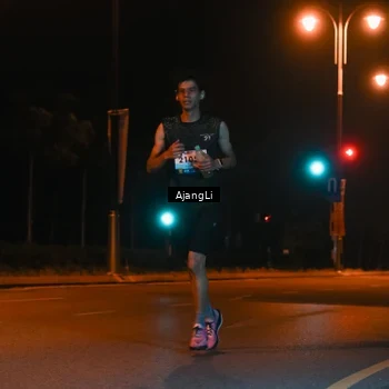 Runner Photo 8392209