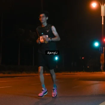 Runner Photo 8392210